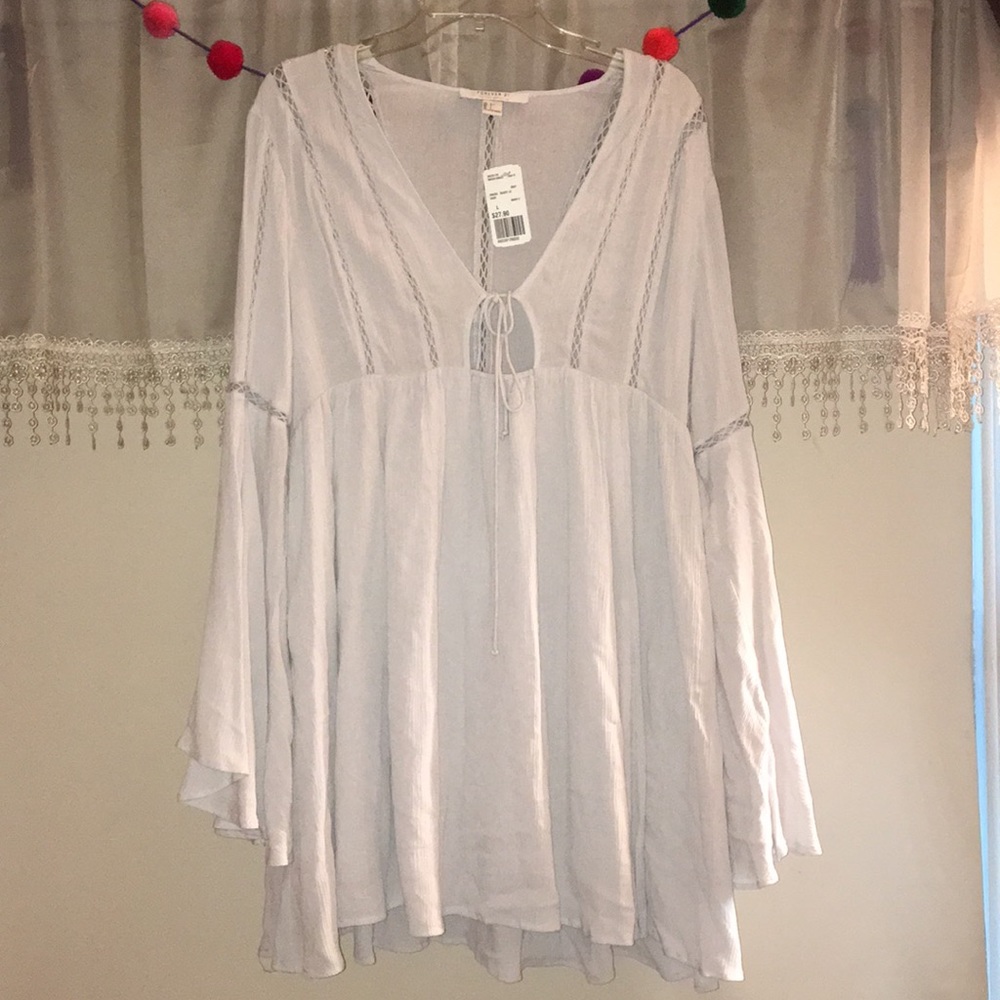 Forever 21 bell sleeve dress NWT - Picture 3 of 8